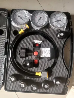 Hydraulic Nitrogen Accumulator Charging Kit