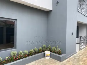 3bdrm Block of Flats in Amen/Infinity-Ado for rent