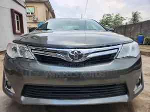 Toyota Camry 2013 Gray