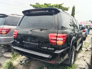 Toyota Sequoia Limited 4dr SUV (4.7L 8cyl 4A) 2002 Black