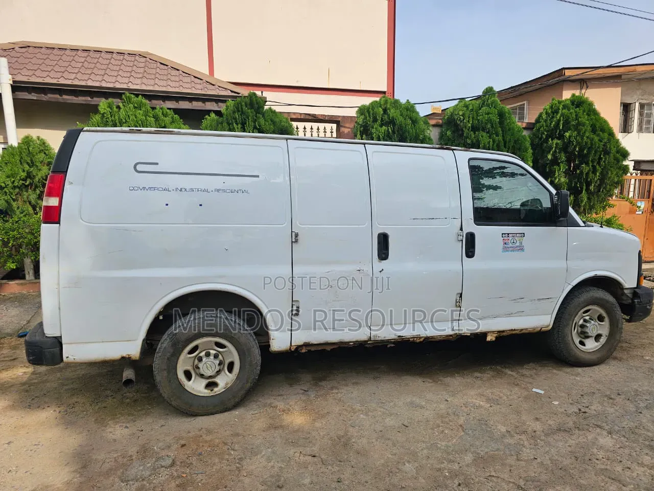 Chevrolet Chevy 2007 White