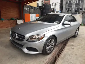 Mercedes-Benz C300 2015 Silver