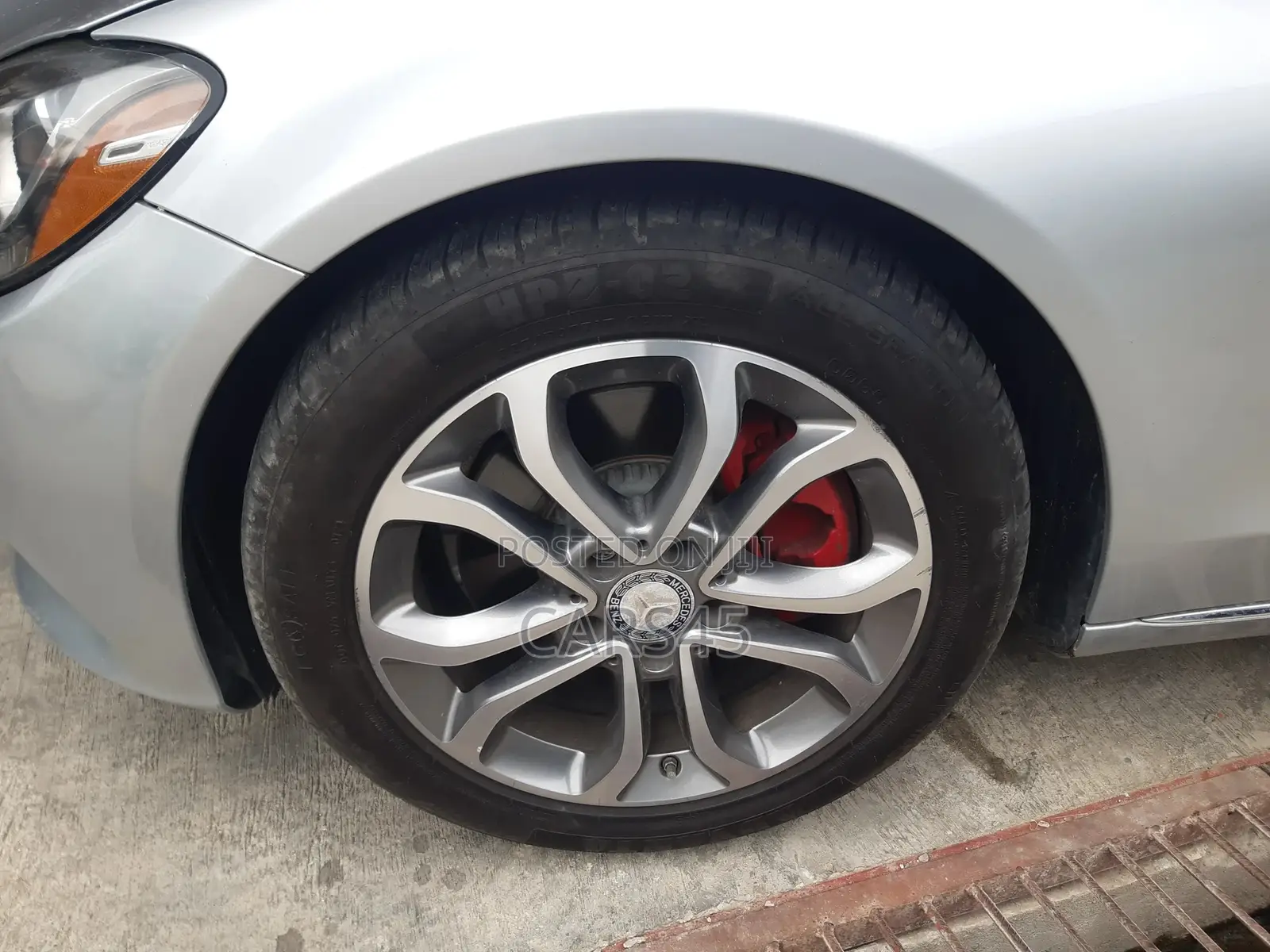 Mercedes-Benz C300 2015 Silver