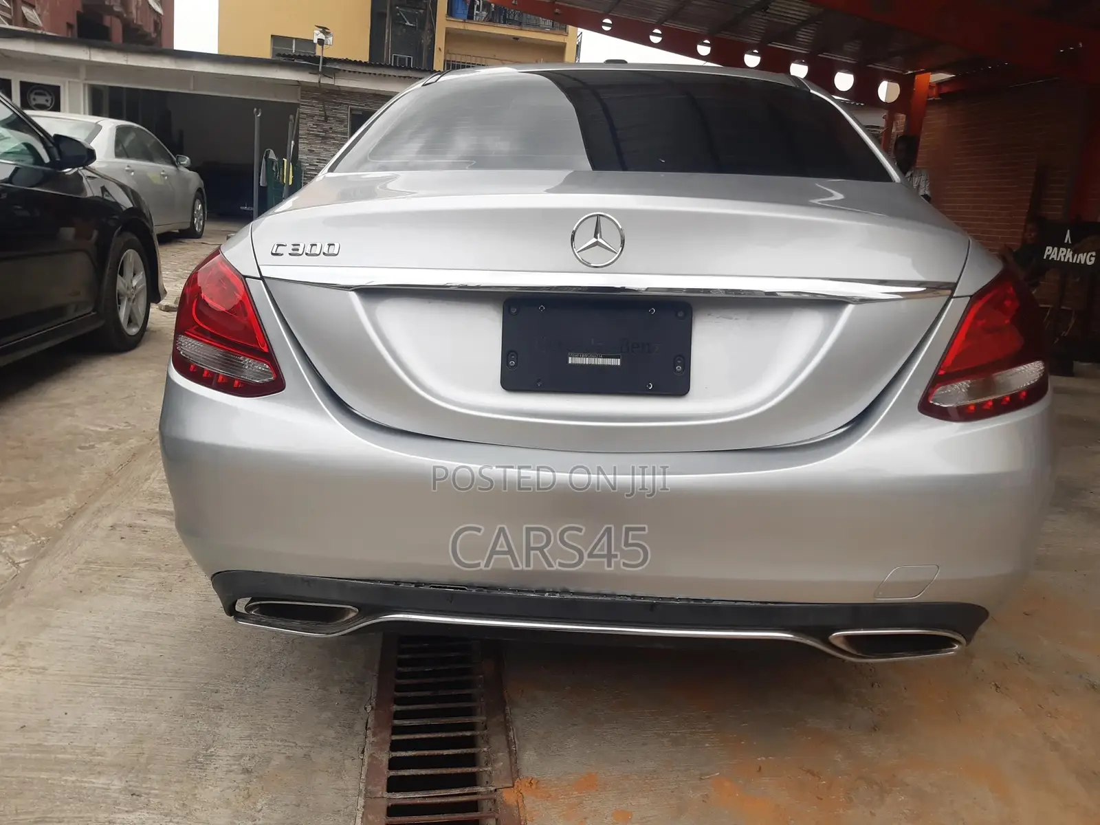 Mercedes-Benz C300 2015 Silver