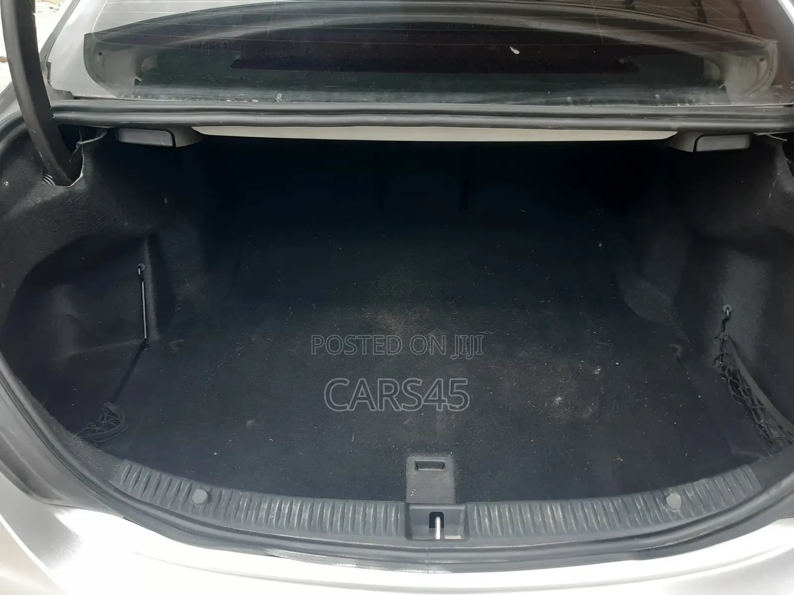 Mercedes-Benz C300 2015 Silver