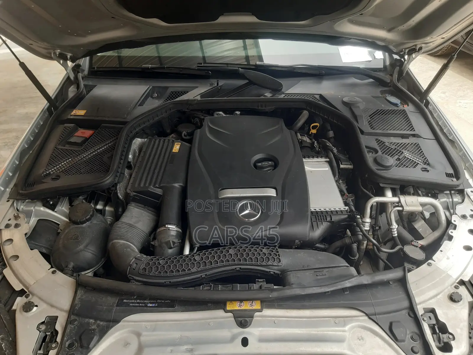 Mercedes-Benz C300 2015 Silver