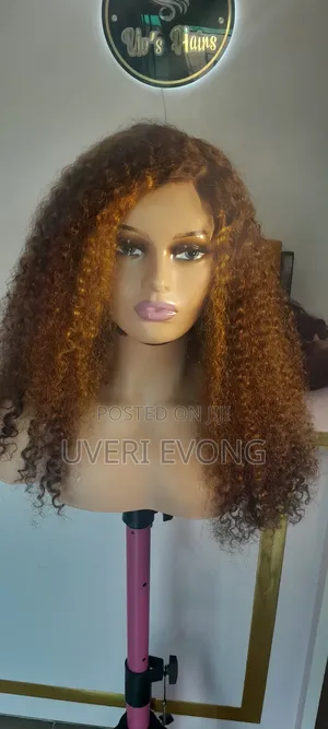 Pixie Curls Piano Colour 32"