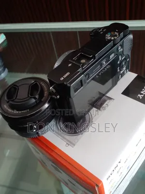Sony A6000 Camera With 16_50mm Kit Lens