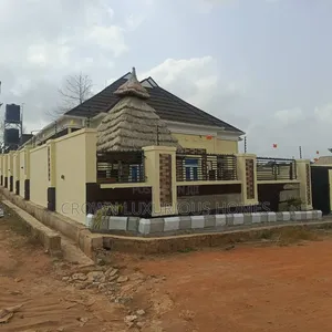 3bdrm Bungalow in Achievers Estate, Ibadan for sale