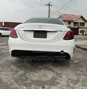 Mercedes-Benz C43 2019 White
