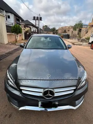 Mercedes-Benz C300 2018 Gray