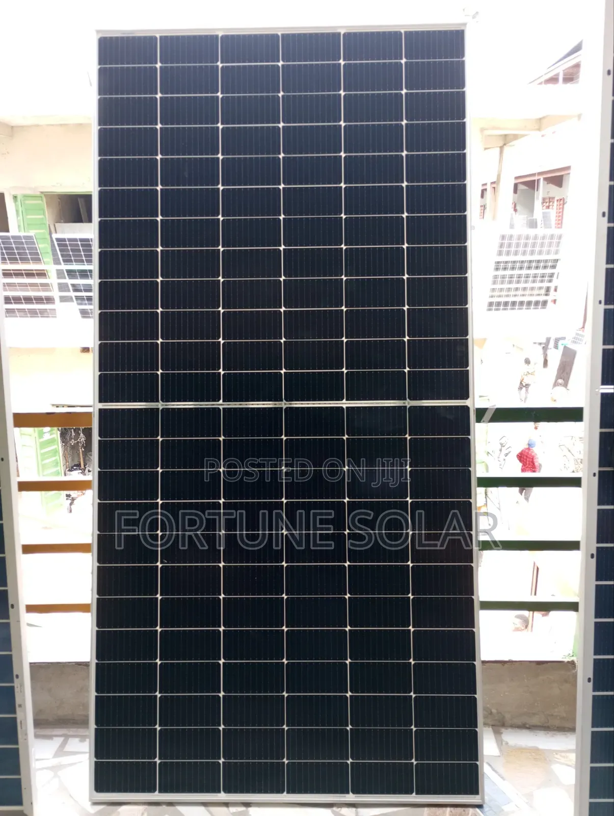 New 600w Solar Panel Bifacial 144 Cell 2 Phase