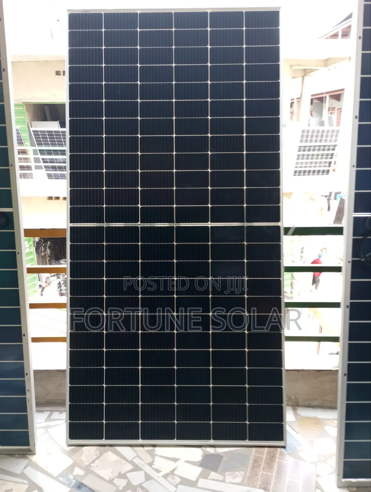 New 600w Solar Panel Bifacial 144 Cell 2 Phase