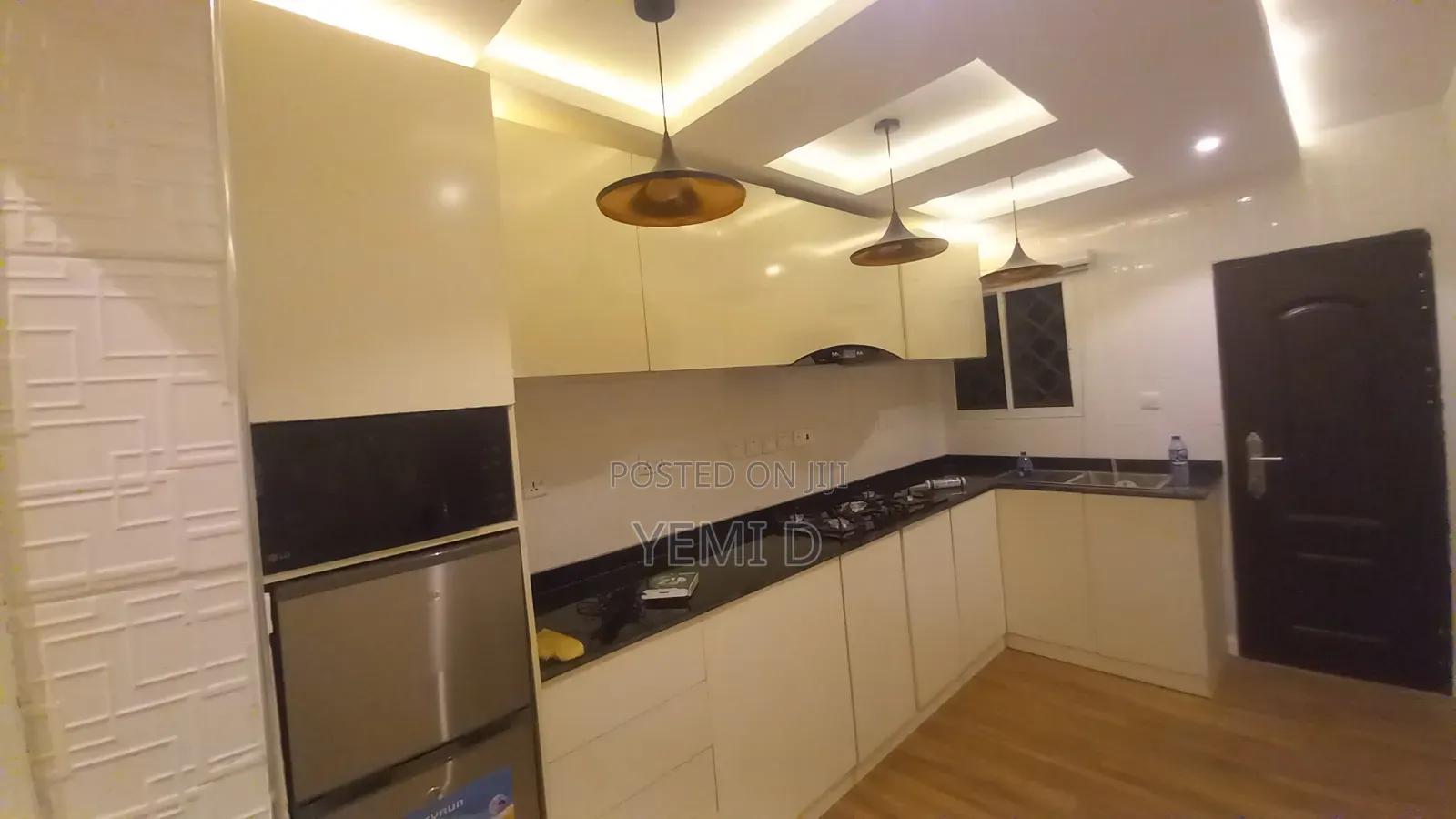 Urbane Kitchen Cabinets
