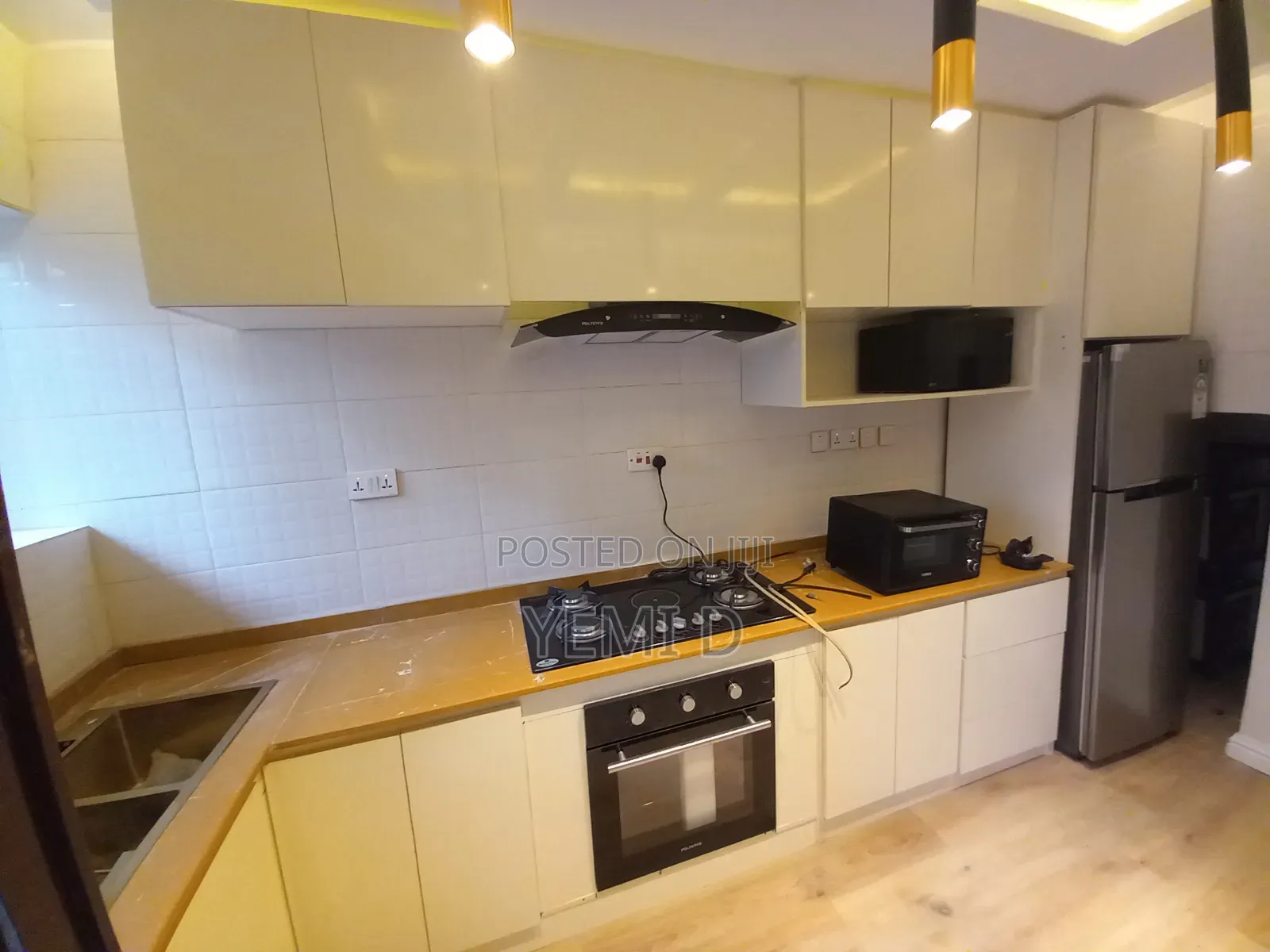 Urbane Kitchen Cabinets