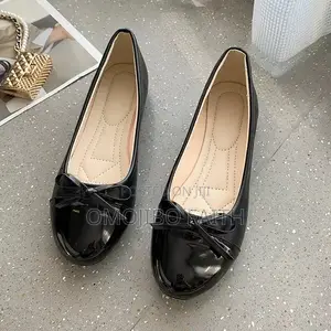 Ladies Comfortable Flat Shoe