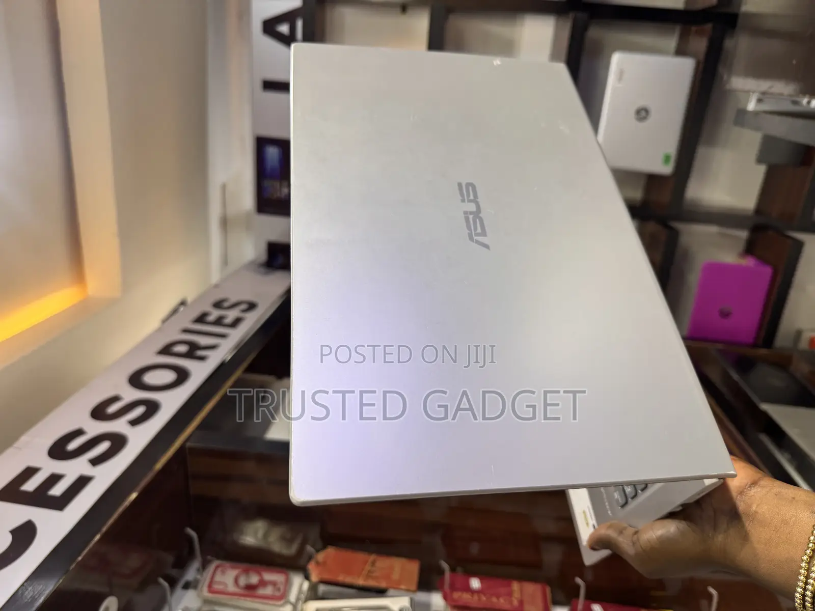 Laptop Asus 4GB Intel Core i5 HDD+SSD 128GB