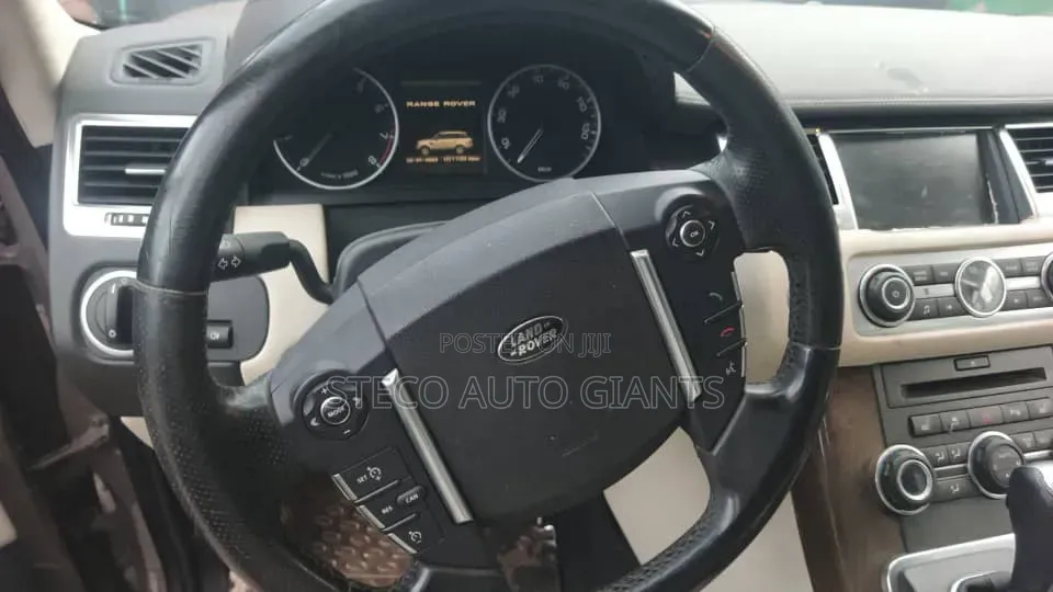 Land Rover Range Rover Sport 2010 Gray