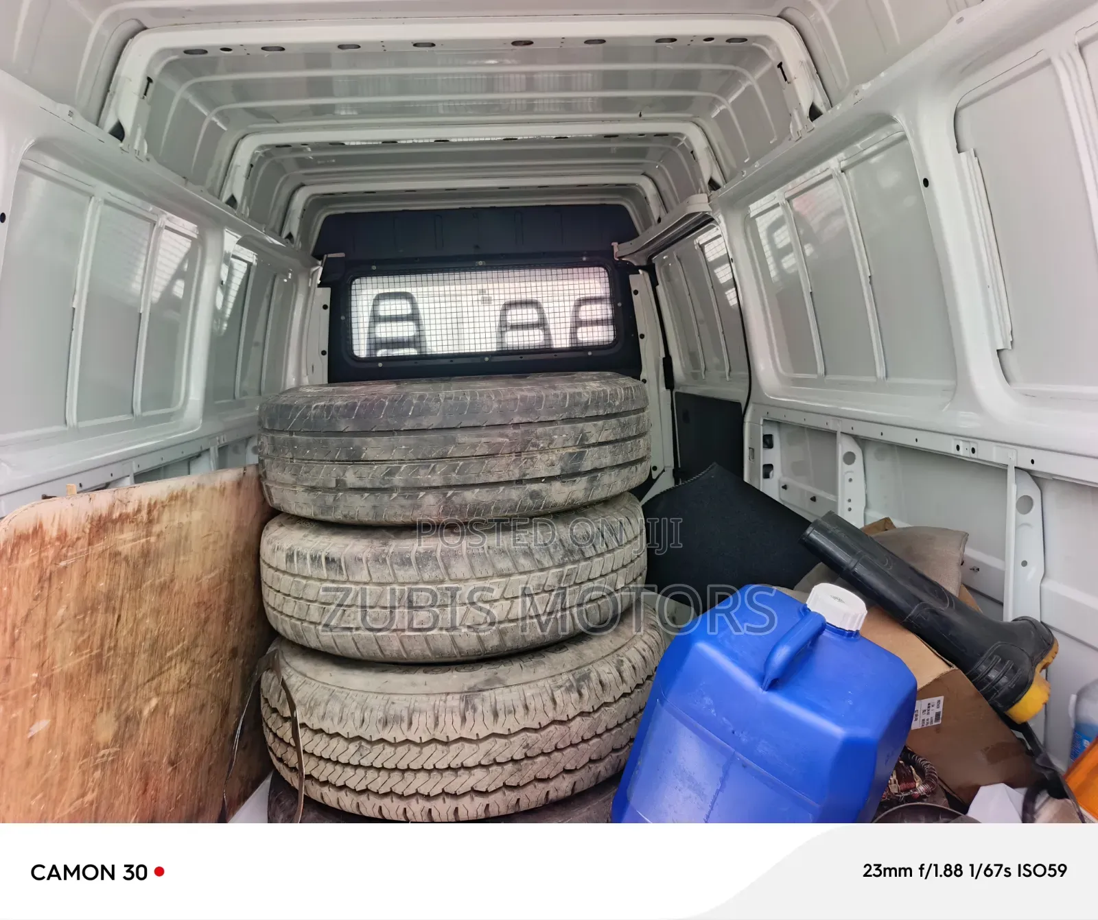 Ford Transit 2000 White