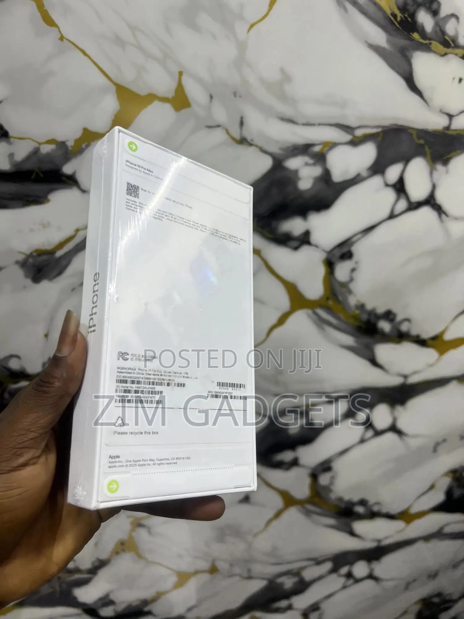 Apple iPhone 16 Pro Max 1 TB Gold