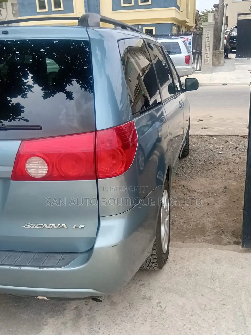 Toyota Sienna 2009 Blue