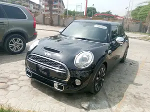 Mini Cooper 2015 Black