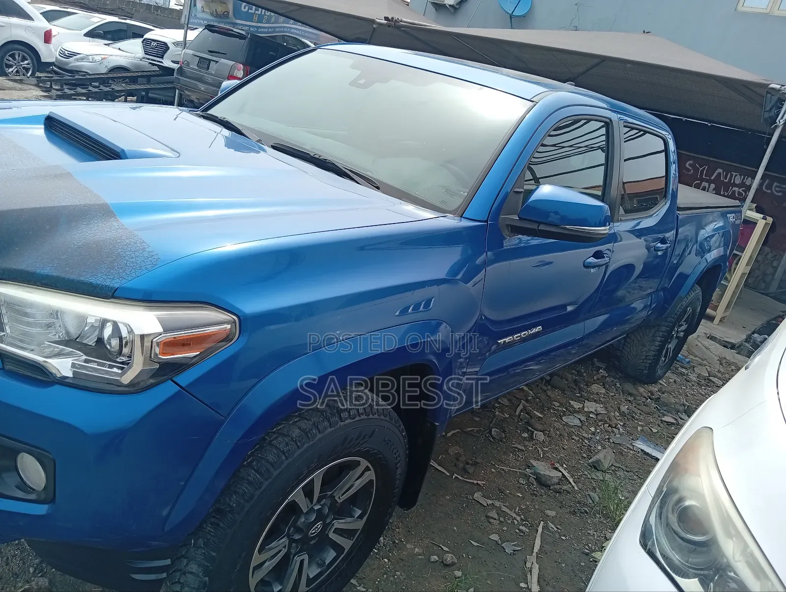 Toyota Tacoma 2018 Blue