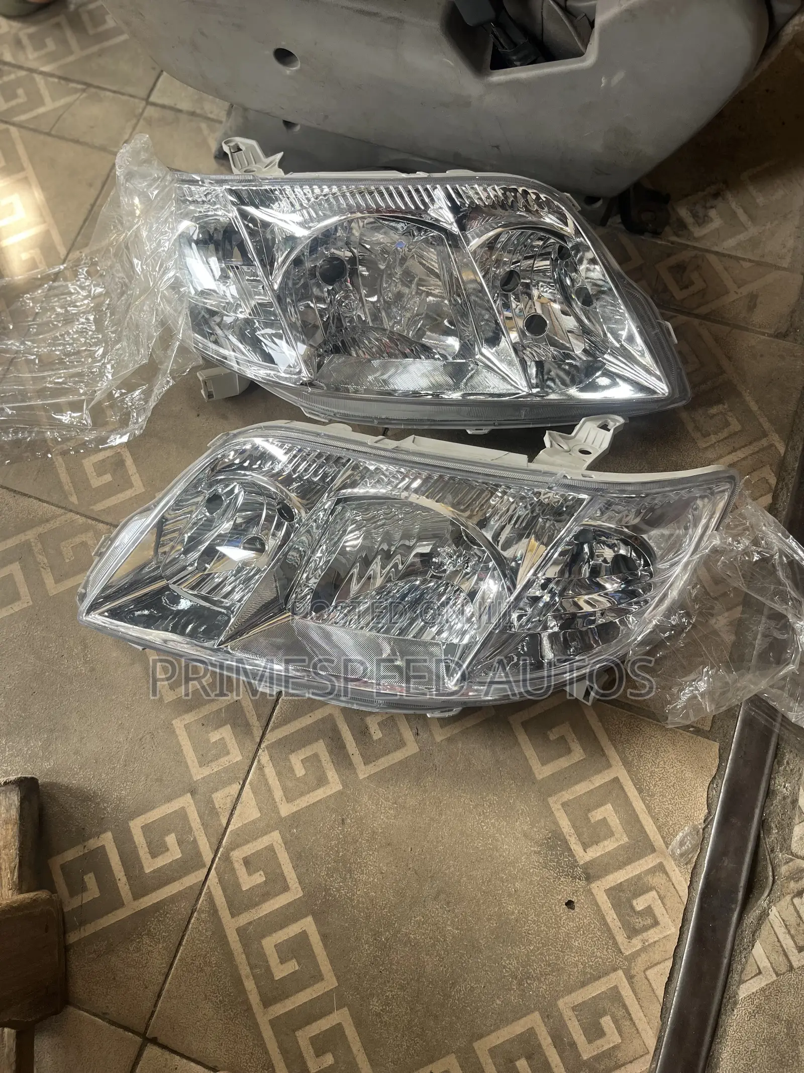 Headlamp for Corolla 2003 Bank Model
