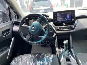 Toyota Corolla Cross 2022 White