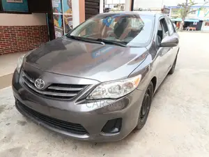 Toyota Corolla 2013 Gray