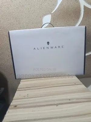 Dell Alienware M18 R1