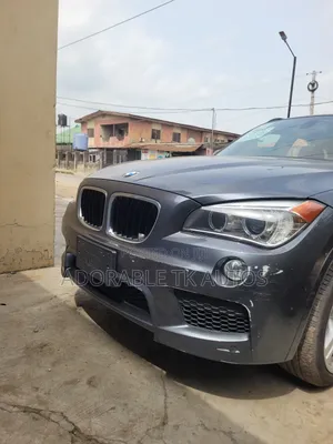 BMW X1 xDrive28i 4dr SUV AWD (2.0L 4cyl Turbo 8A) 2015 Gray
