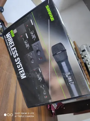 Shure Wireless Microphone SLX-D 4 in 1 Handle