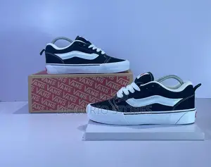 Vans Knu Skool