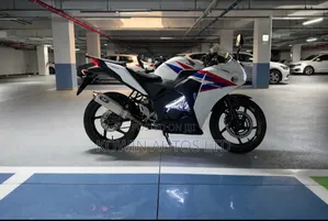 Honda CBR 2013 White