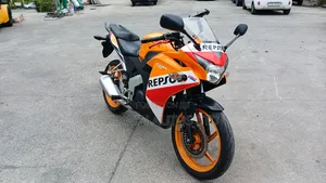 Honda CBR 2015 Orange
