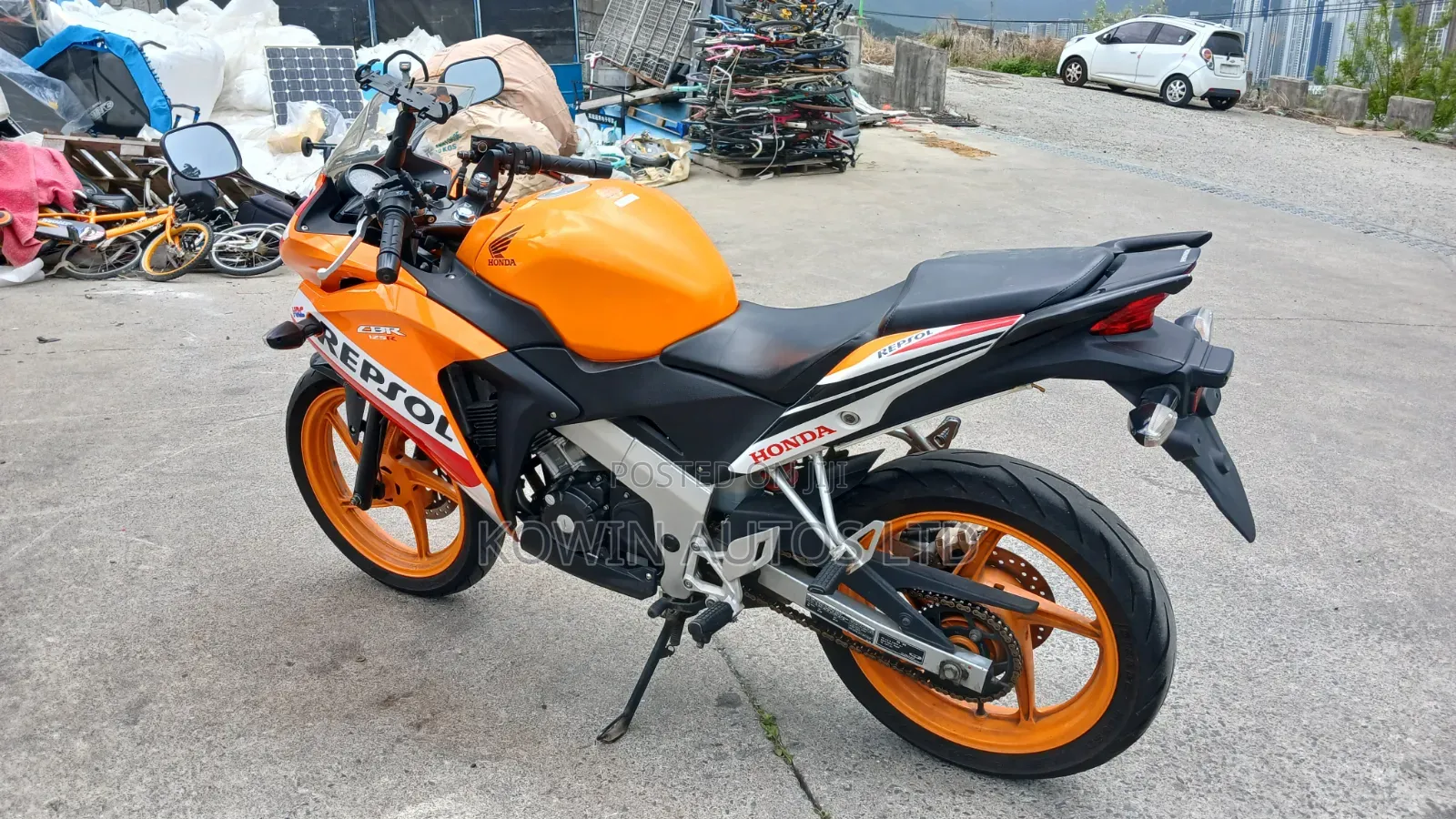 Honda CBR 2015 Orange
