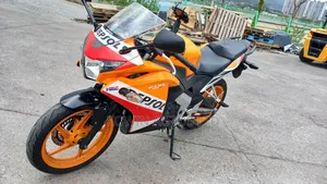 Honda CBR 2015 Orange