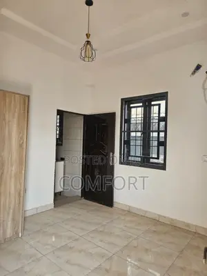 4bdrm Duplex in Life Camp for sale