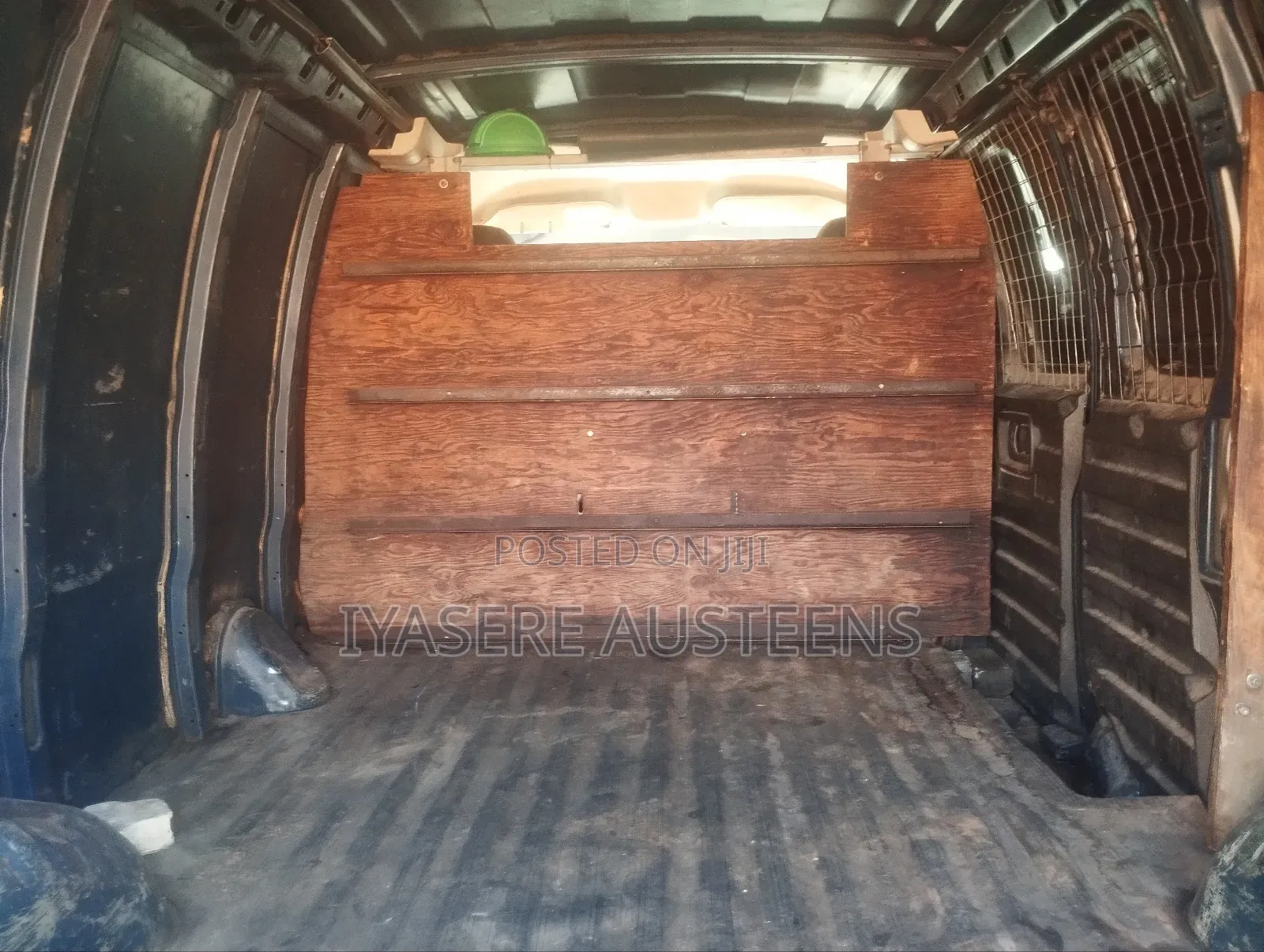 Chevrolet Shcool Bus 2004 Blue