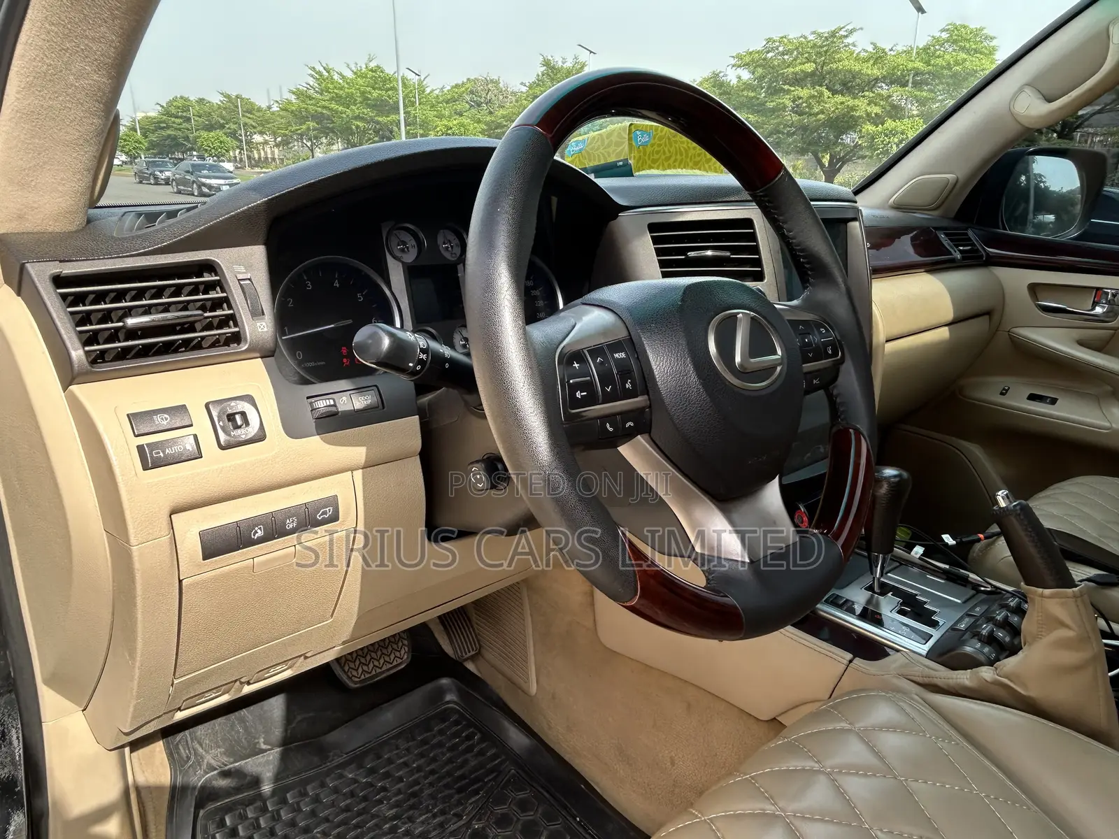 Lexus LX 570 2011 Black