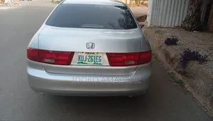 Honda Accord 2005 Silver
