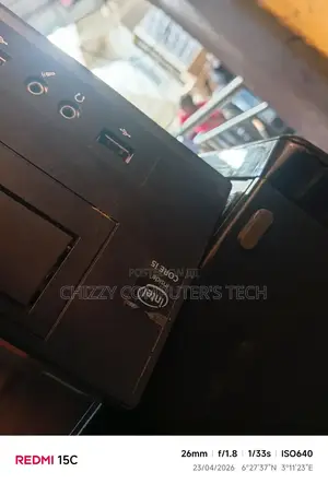 Desktop Computer Fujitsu Esprimo P957/E85+ 4GB Intel Core i5 HDD 500GB