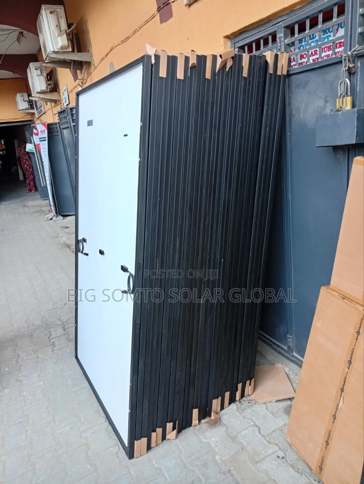 600watts Ja Solar Panel