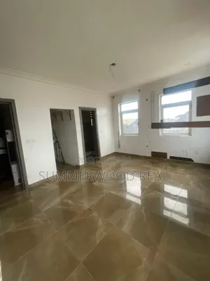 Studio Apartment in Chevron for rent