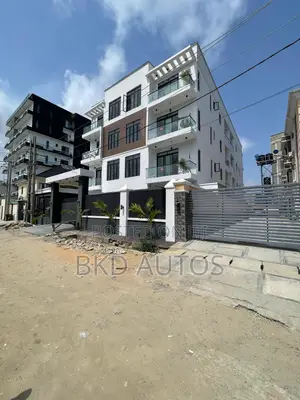 2bdrm Apartment in Lekki Phase 1 for sale