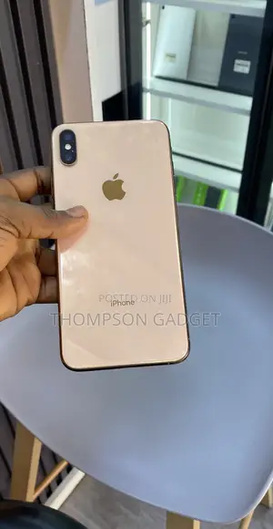 Apple iPhone XS Max 64 GB Gold