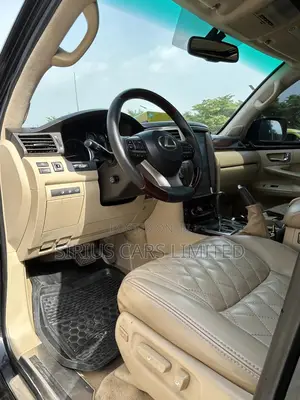 Lexus LX 570 2011 Black