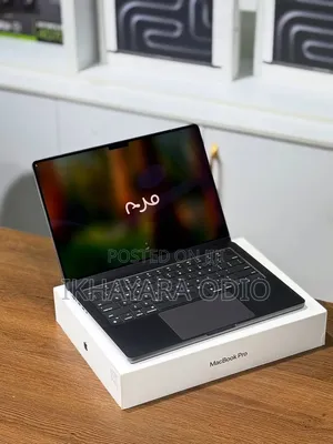 New Laptop Apple MacBook Pro 2025 M5 14-inch 16GB Apple M5 Pro SSD 1T
