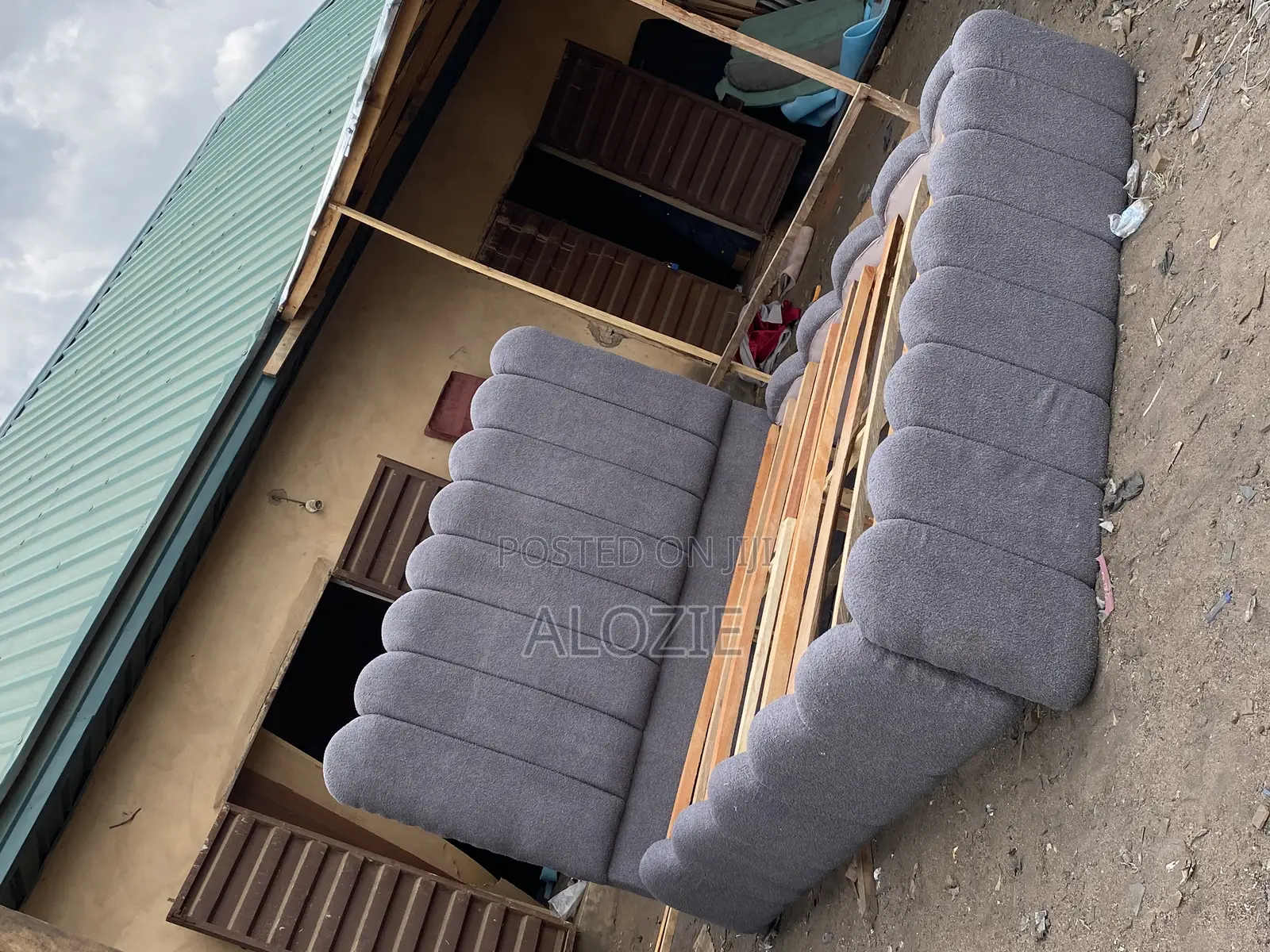 Quality and Luxury 6/6 Bedframe